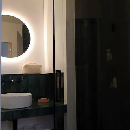 Le Nid Du Vieux Apartamento